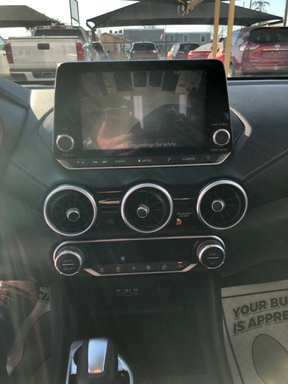 2021 Nissan Sentra Image 17