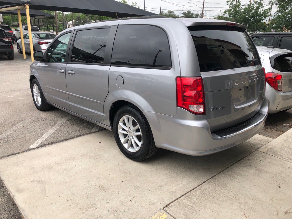 2014 Dodge Grand Caravan Image 4