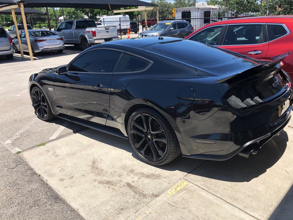 2018 Ford Mustang Image 4