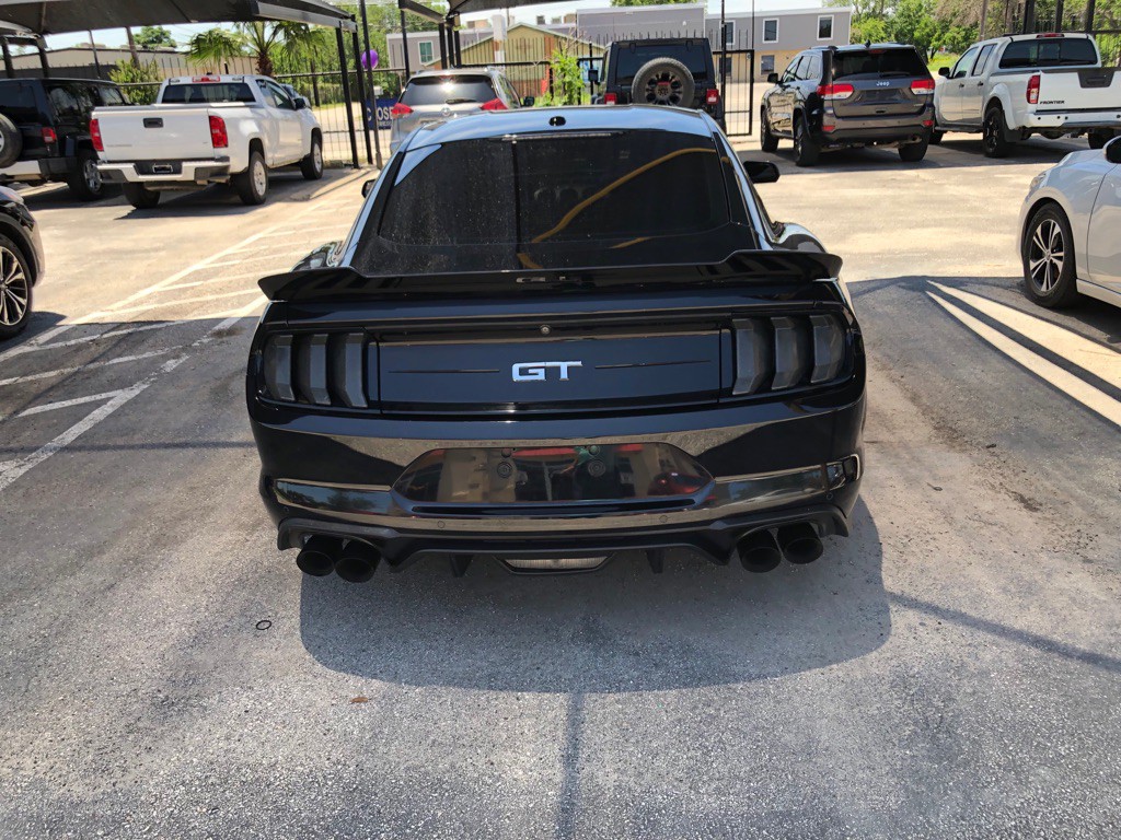 2018 Ford Mustang Image 16