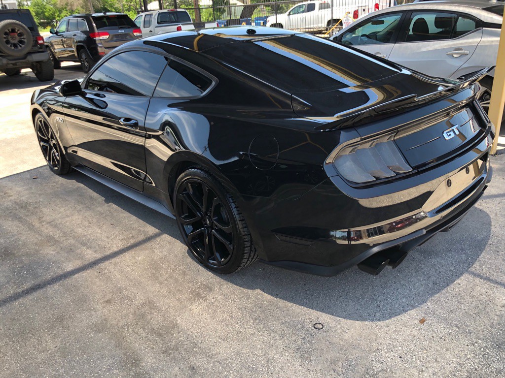 2018 Ford Mustang Image 17
