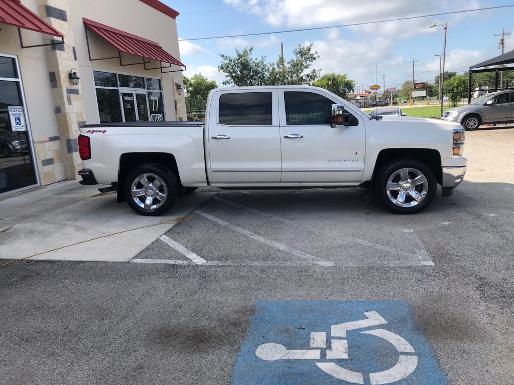 2015 Chevrolet Silverado 1500 Image 3
