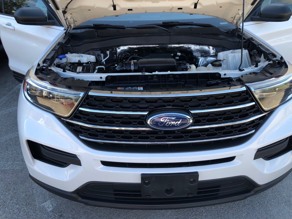2020 Ford Explorer Image 2