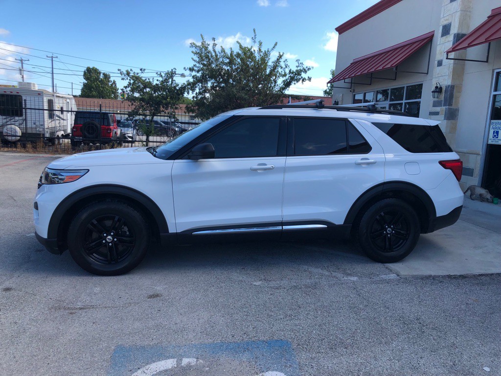 2020 Ford Explorer Image 9