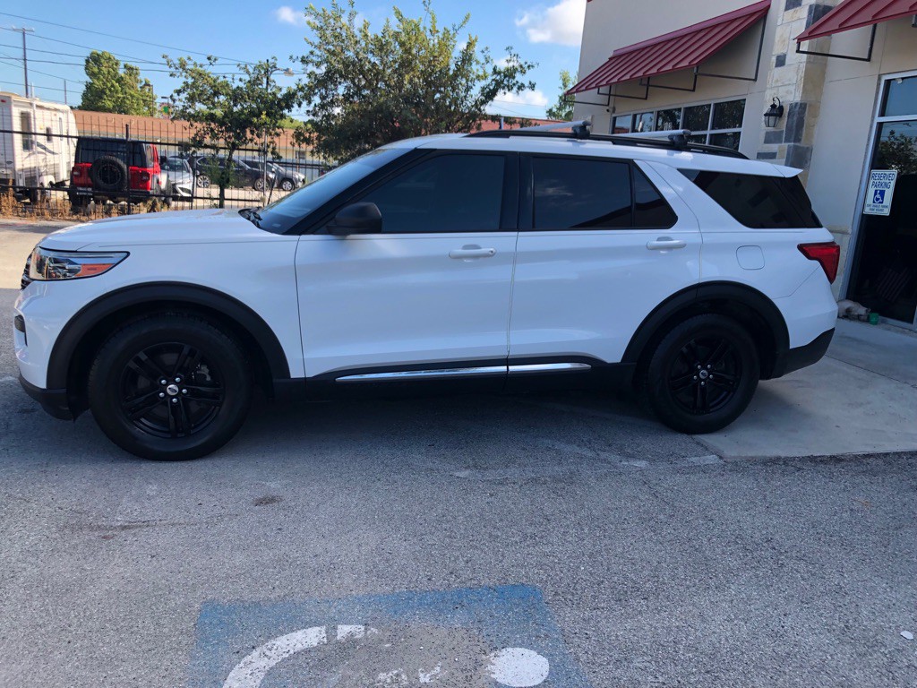 2020 Ford Explorer Image 10