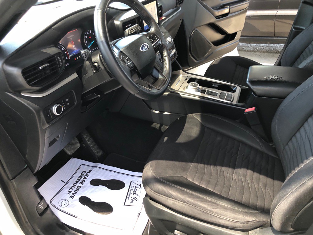 2020 Ford Explorer Image 17