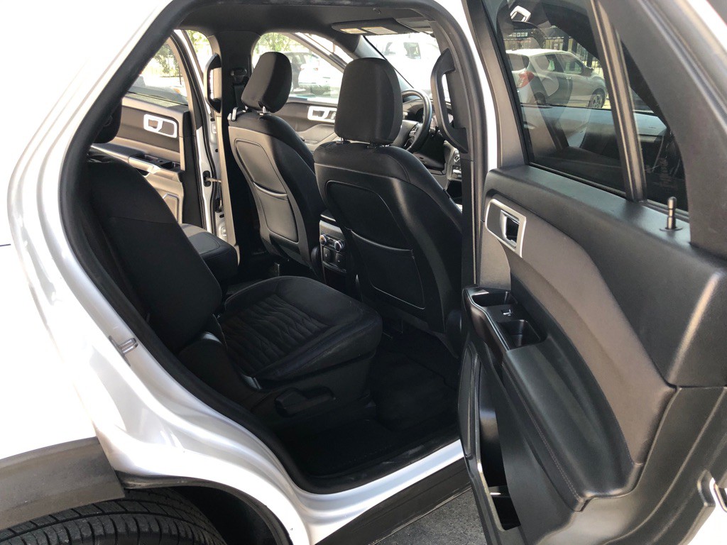 2020 Ford Explorer Image 20
