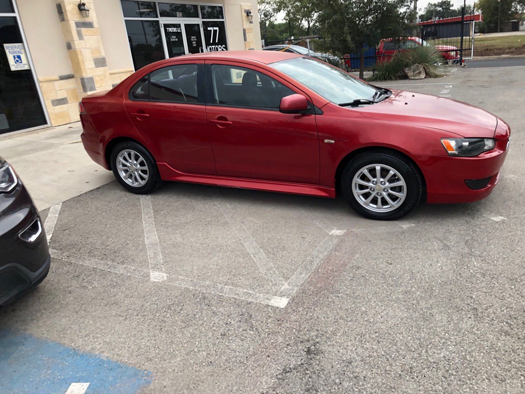 2013 Mitsubishi Lancer Image 6