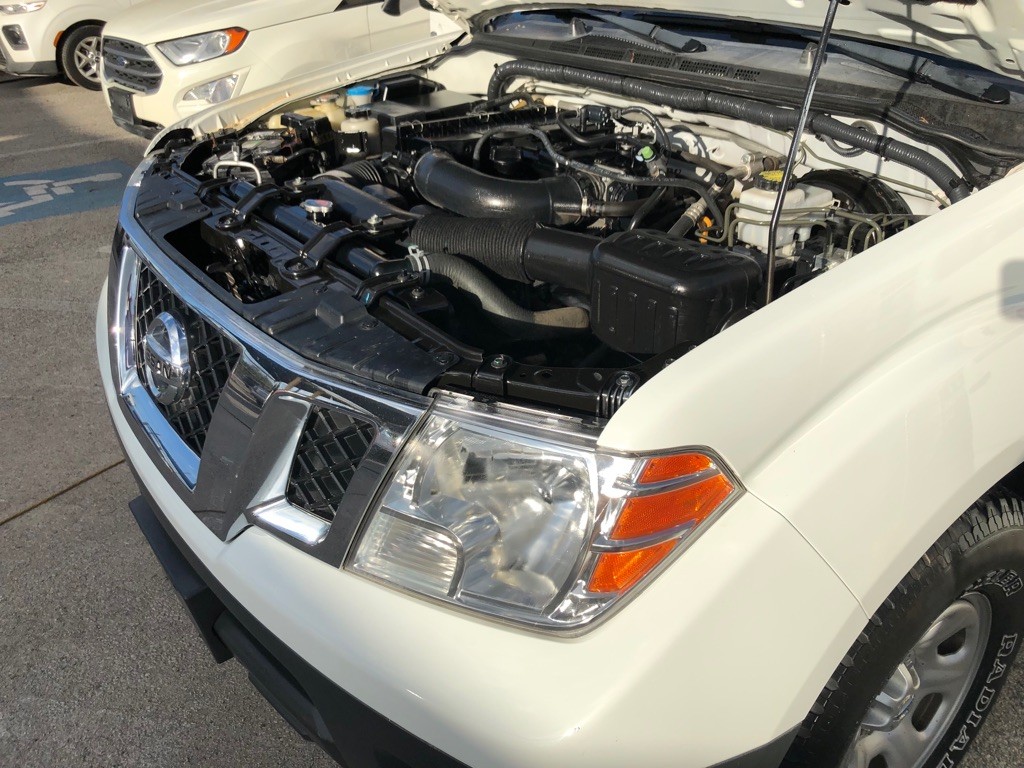 2017 Nissan Frontier Image 14