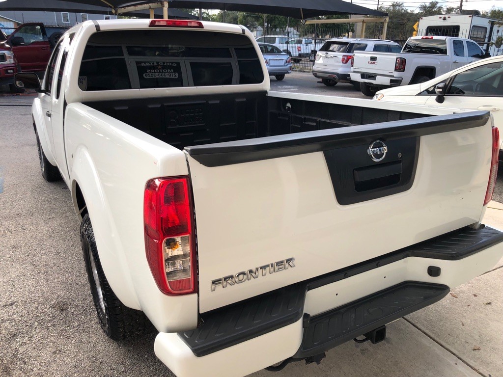 2017 Nissan Frontier Image 19