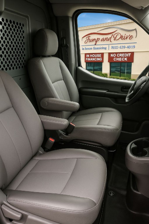 2020 Nissan NV Image 11
