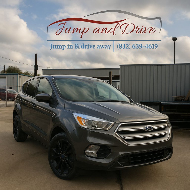 2017 Ford Escape Image 2