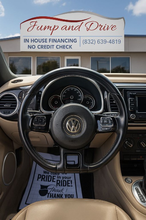2014 Volkswagen Beetle Image 6