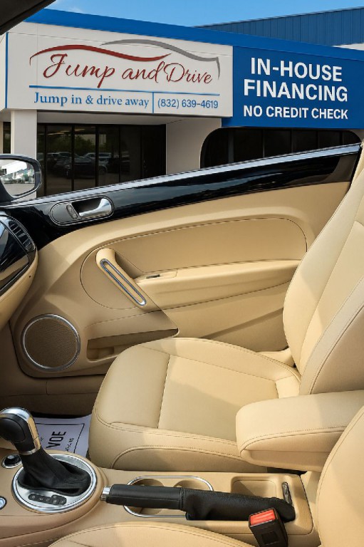 2014 Volkswagen Beetle Image 11