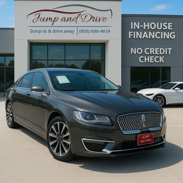 2018 Lincoln Continental Image 2