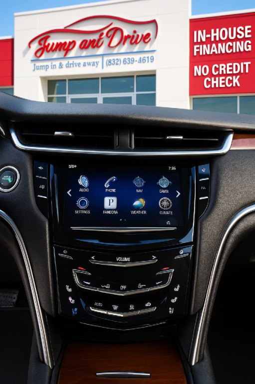 2015 Cadillac Escalade Image 22