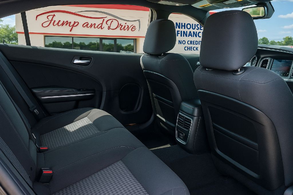 2019 Dodge Charger Image 12