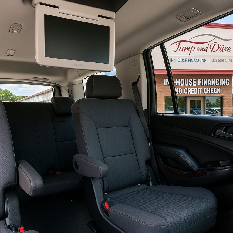 2017 Chevrolet Suburban Image 13