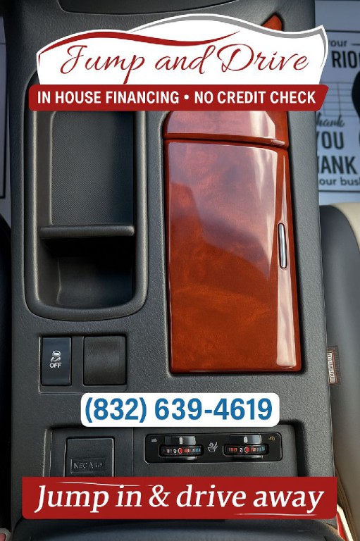 2010 Lexus RX Image 12