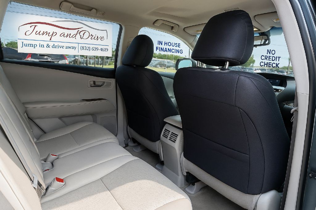 2010 Lexus RX Image 13