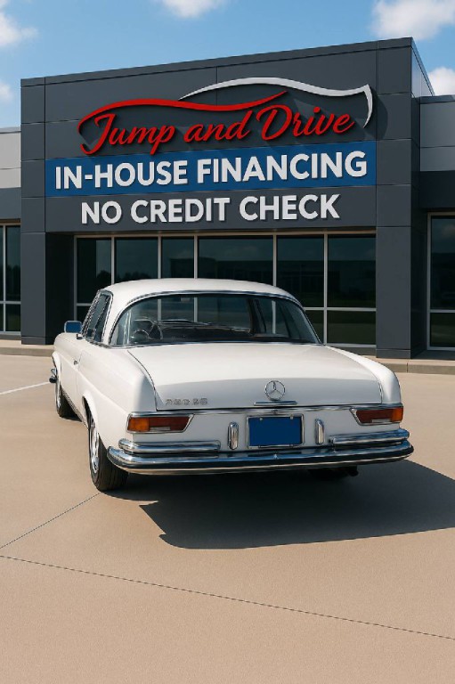 1961 Mercedes-Benz 220 SE Image 13