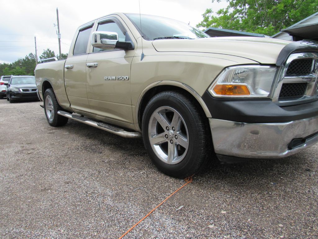 2011 Dodge Ram 1500 Image 3