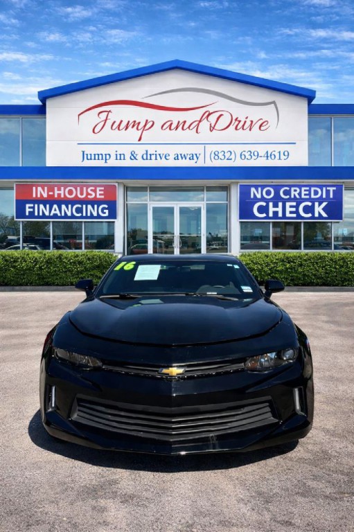 2016 Chevrolet Camaro Image 1