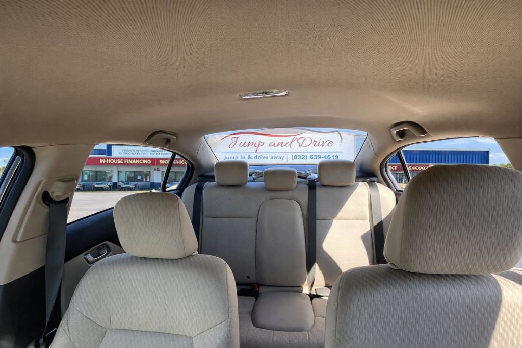 2015 Honda Civic Image 9