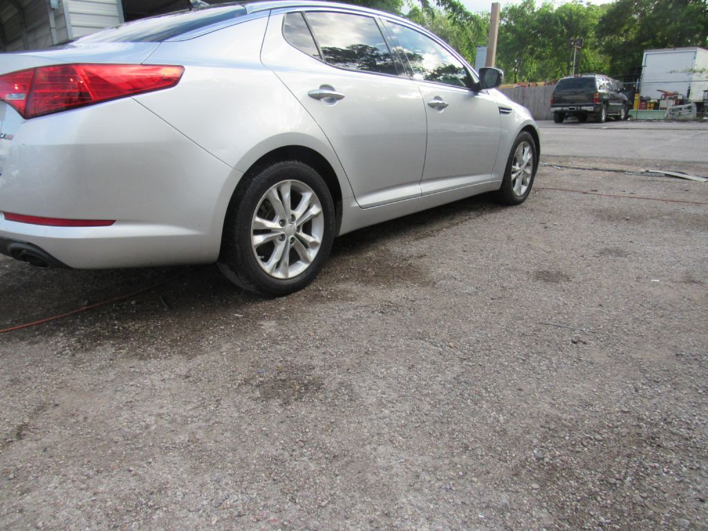 2012 Kia Optima Image 4
