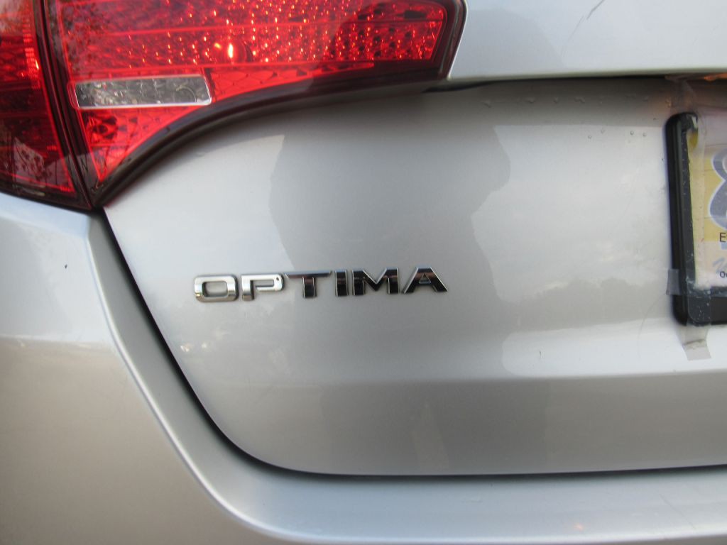 2012 Kia Optima Image 6
