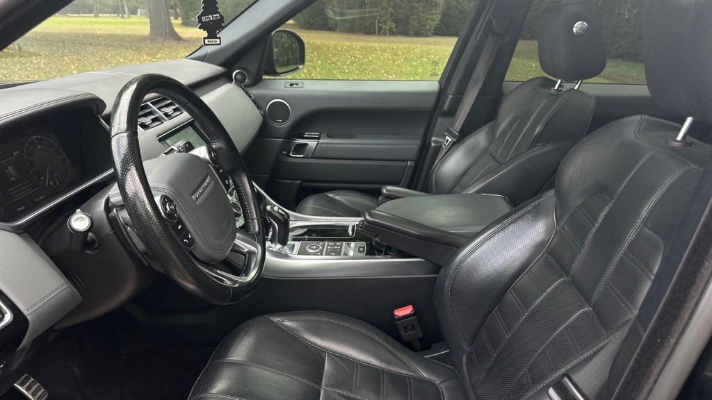 2015 Land Rover Range Rover Sport Image 4