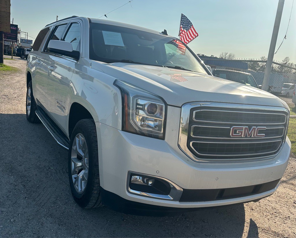 2015 GMC Yukon Image 3