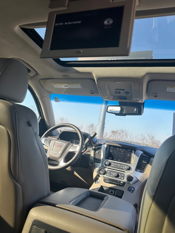 2015 GMC Yukon Image 11