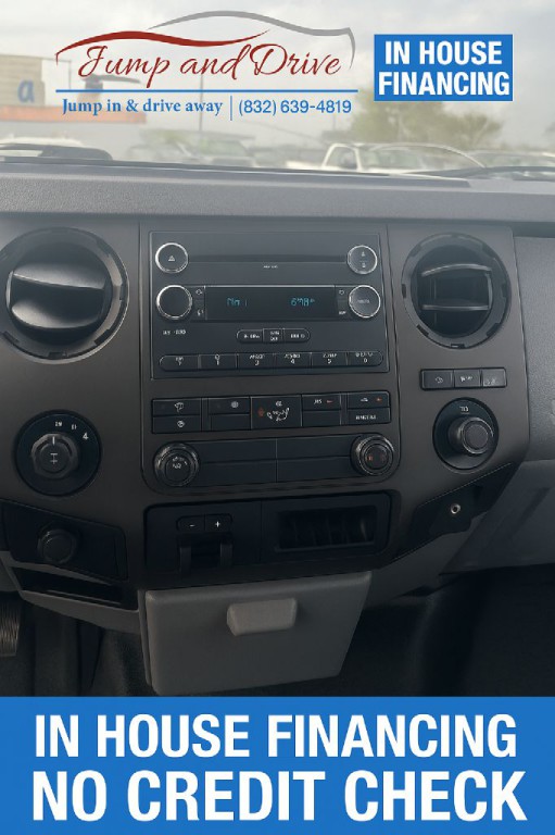 2012 Ford F-250 Image 11