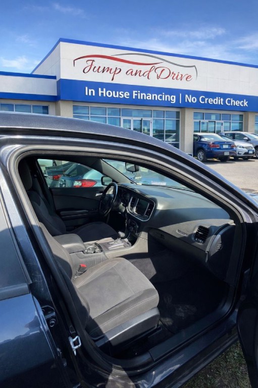 2016 Dodge Charger Image 9