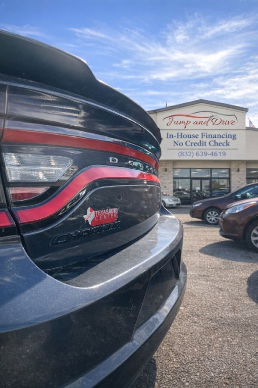 2016 Dodge Charger Image 10