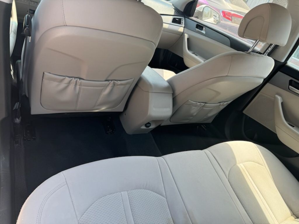 2015 Hyundai Sonata Image 4