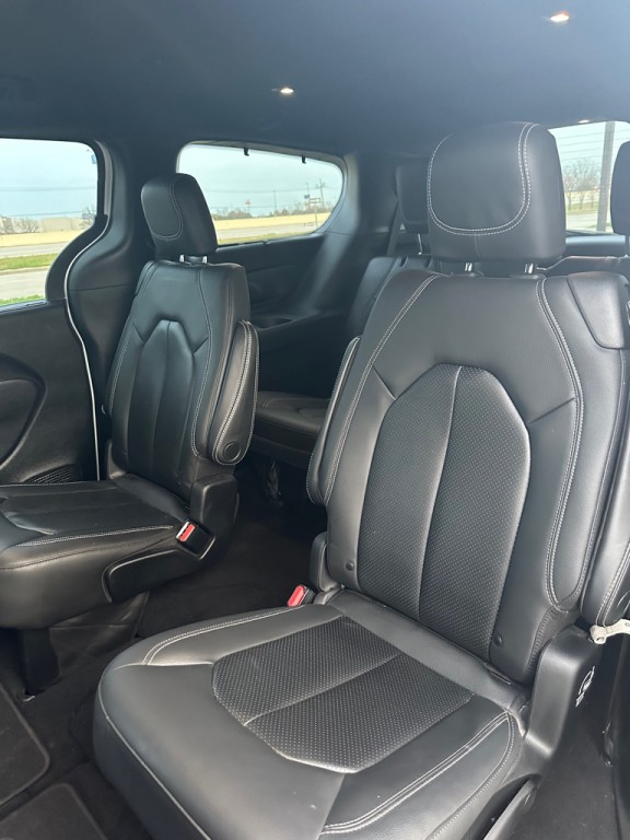 2020 Chrysler Pacifica Image 9