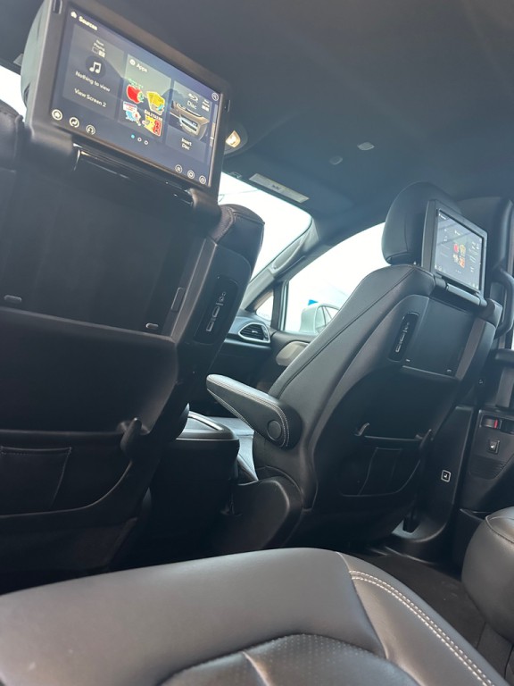 2020 Chrysler Pacifica Image 14