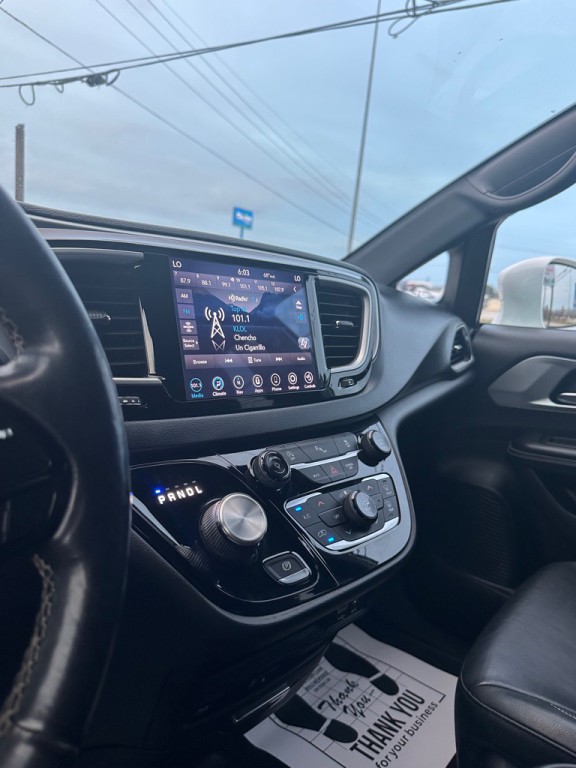 2020 Chrysler Pacifica Image 19