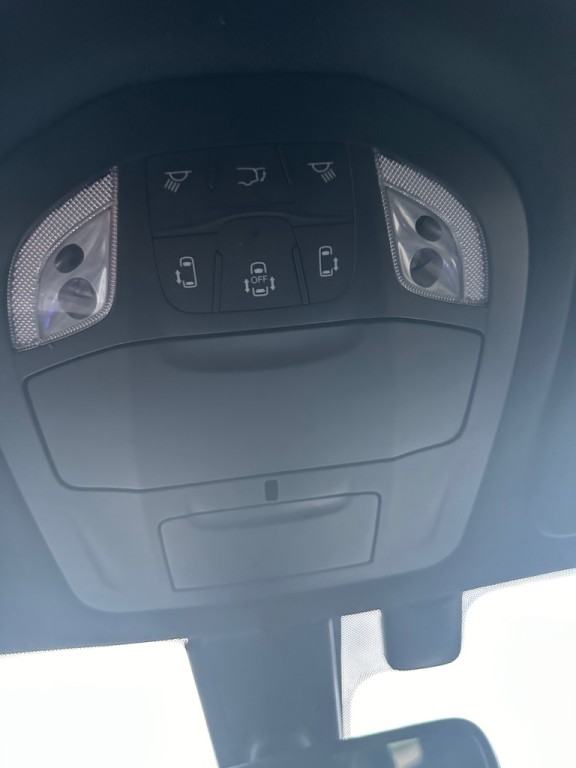 2020 Chrysler Pacifica Image 20