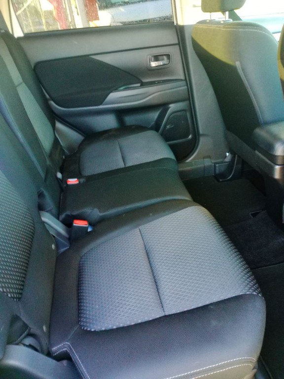 2017 Mitsubishi Outlander Image 7