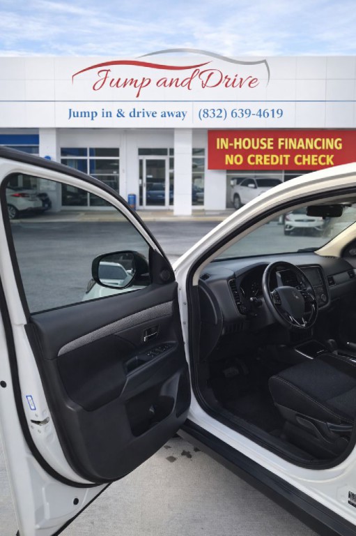 2017 Mitsubishi Outlander Image 8