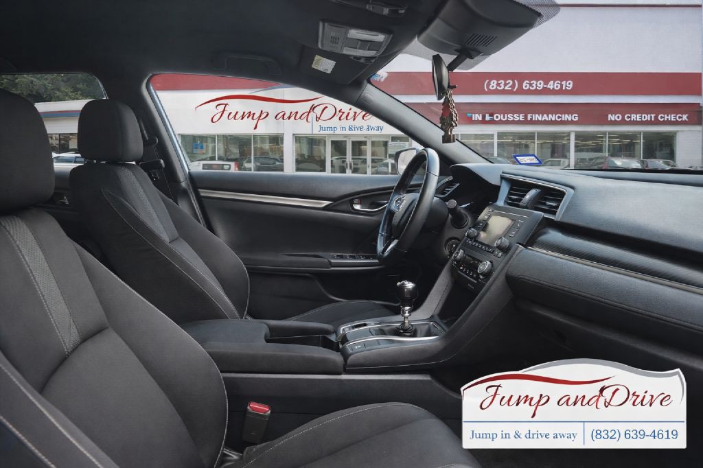 2019 Honda Civic Image 16