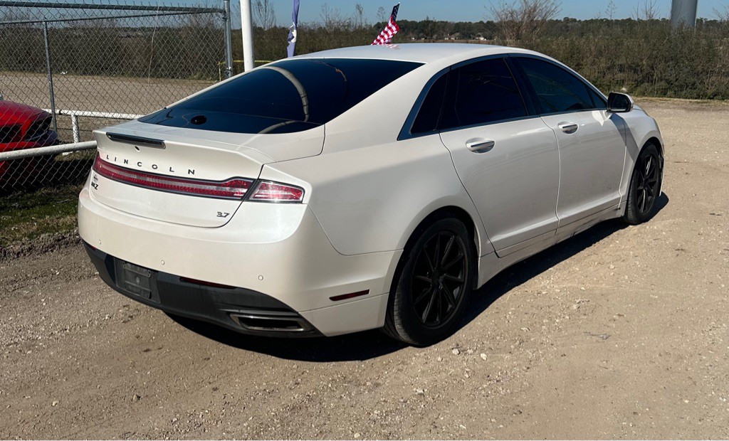 2013 Lincoln MKZ Image 6
