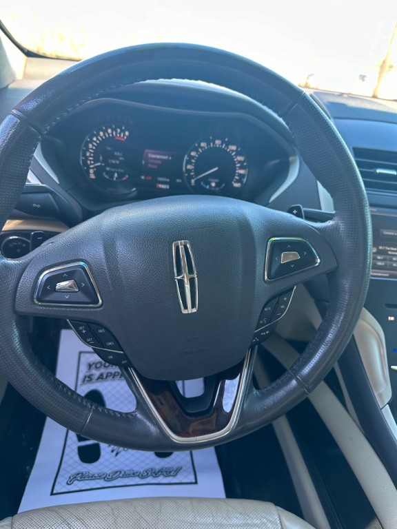 2013 Lincoln MKZ Image 11