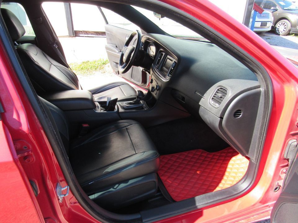 2015 Dodge Charger Image 8