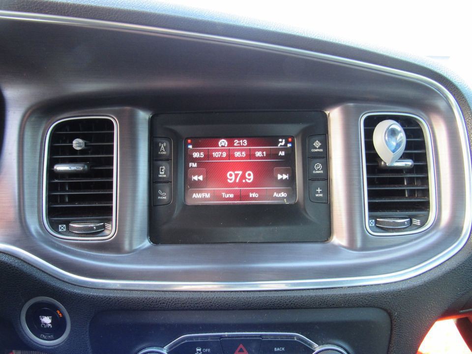 2015 Dodge Charger Image 14