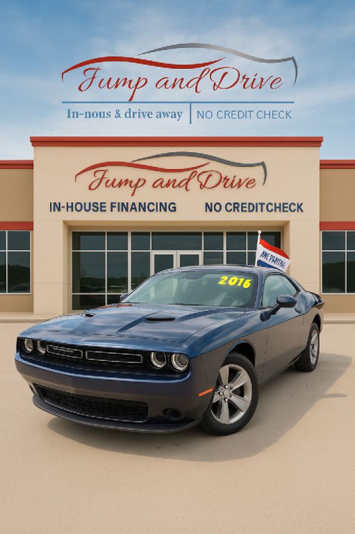 2016 Dodge Challenger Image 2