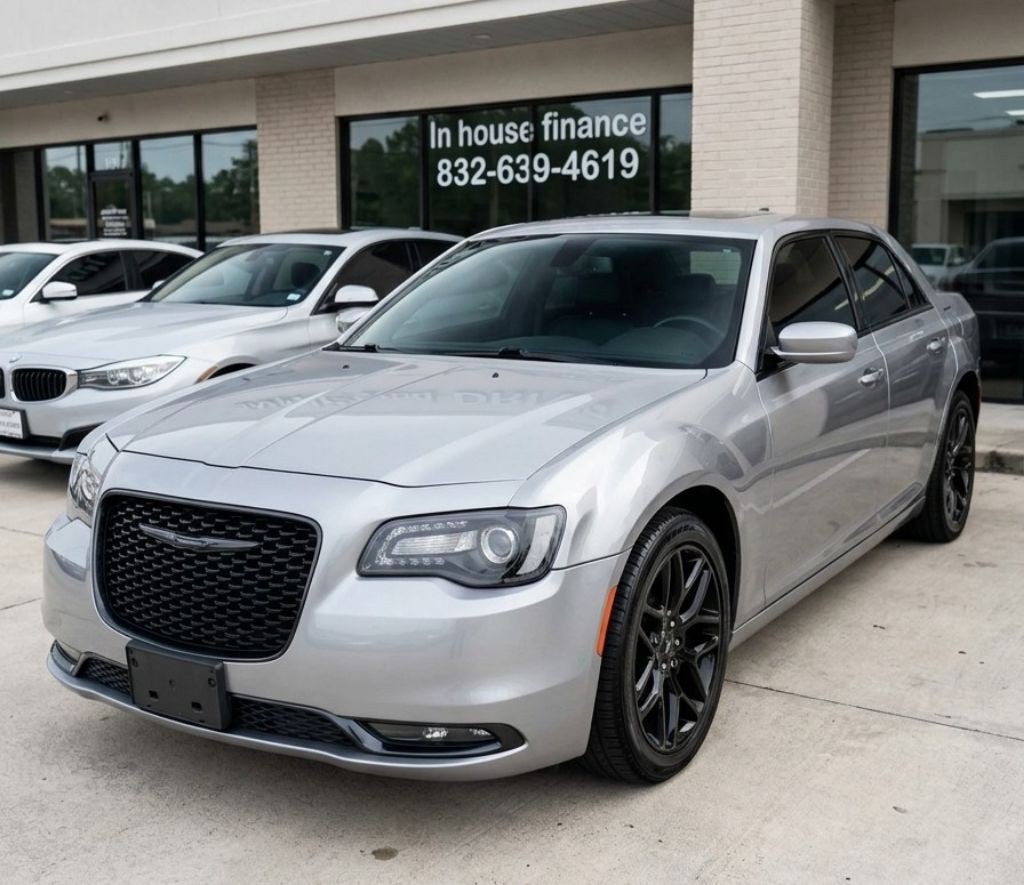 2015 Chrysler 300 Image 1